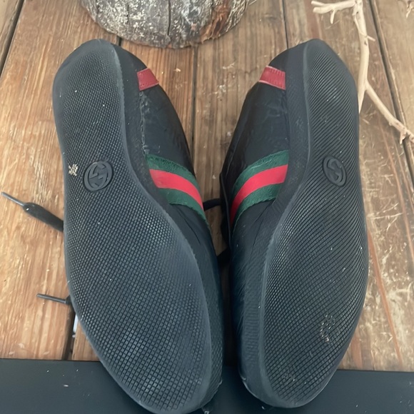 Gucci woman’s black sneakers used with ware - Picture 4 of 8
